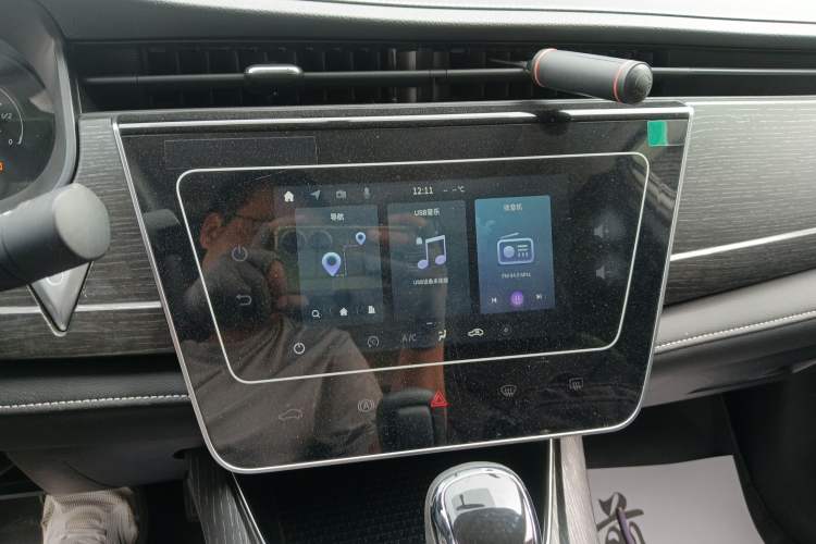 Used Venucia D60 2021 PLUS 1.6L XL CVT Yue Ling Edition Audio And AC Panel