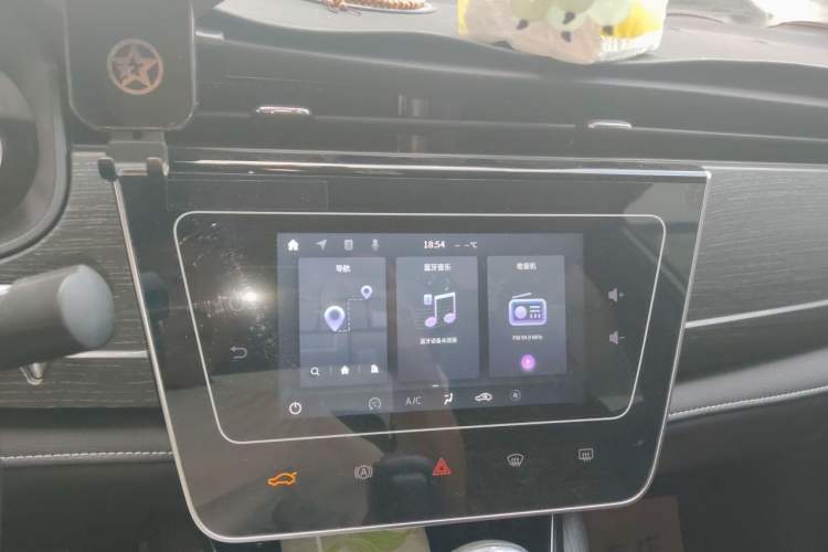 Used Venucia D60 2021 PLUS 1.6L XL CVT Yue Ling Edition Audio And AC Panel