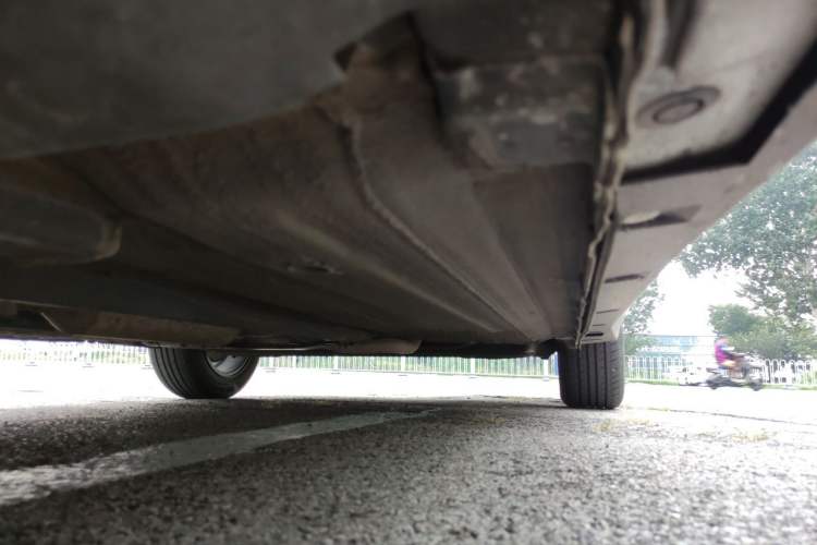 Used Venucia D60 2021 1.6L Entry Manual Comfort Edition Chassis Front Left