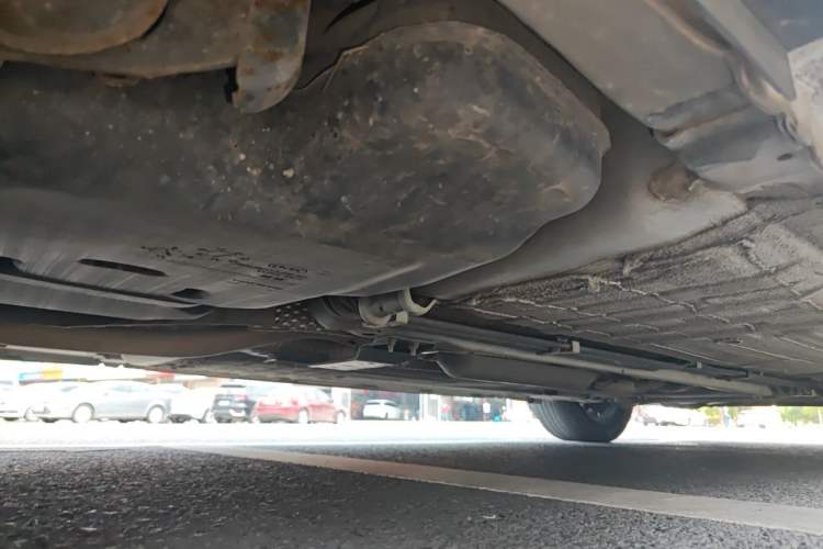 Used Venucia D60 2021 1.6L Entry Manual Comfort Edition Chassis Rear Right