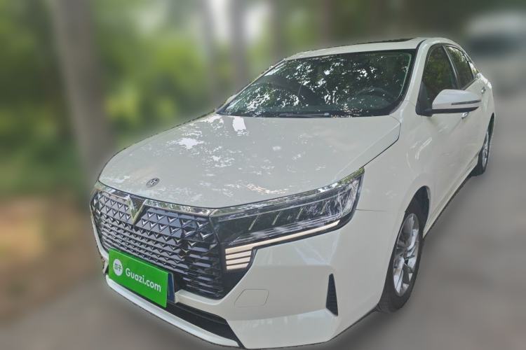 Used Venucia D60 2021 PLUS 1.6L XL CVT Yue Ling Edition Guazi used car, China used car export, Used car for sale, Used cars, Cheapest cars for sale