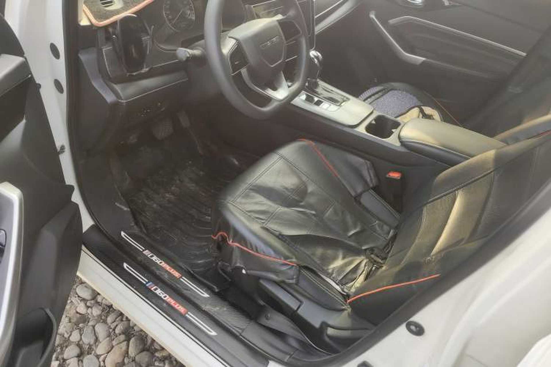 Used Venucia D60 2021 PLUS 1.6L XV CVT Smart Edition Driver Seat