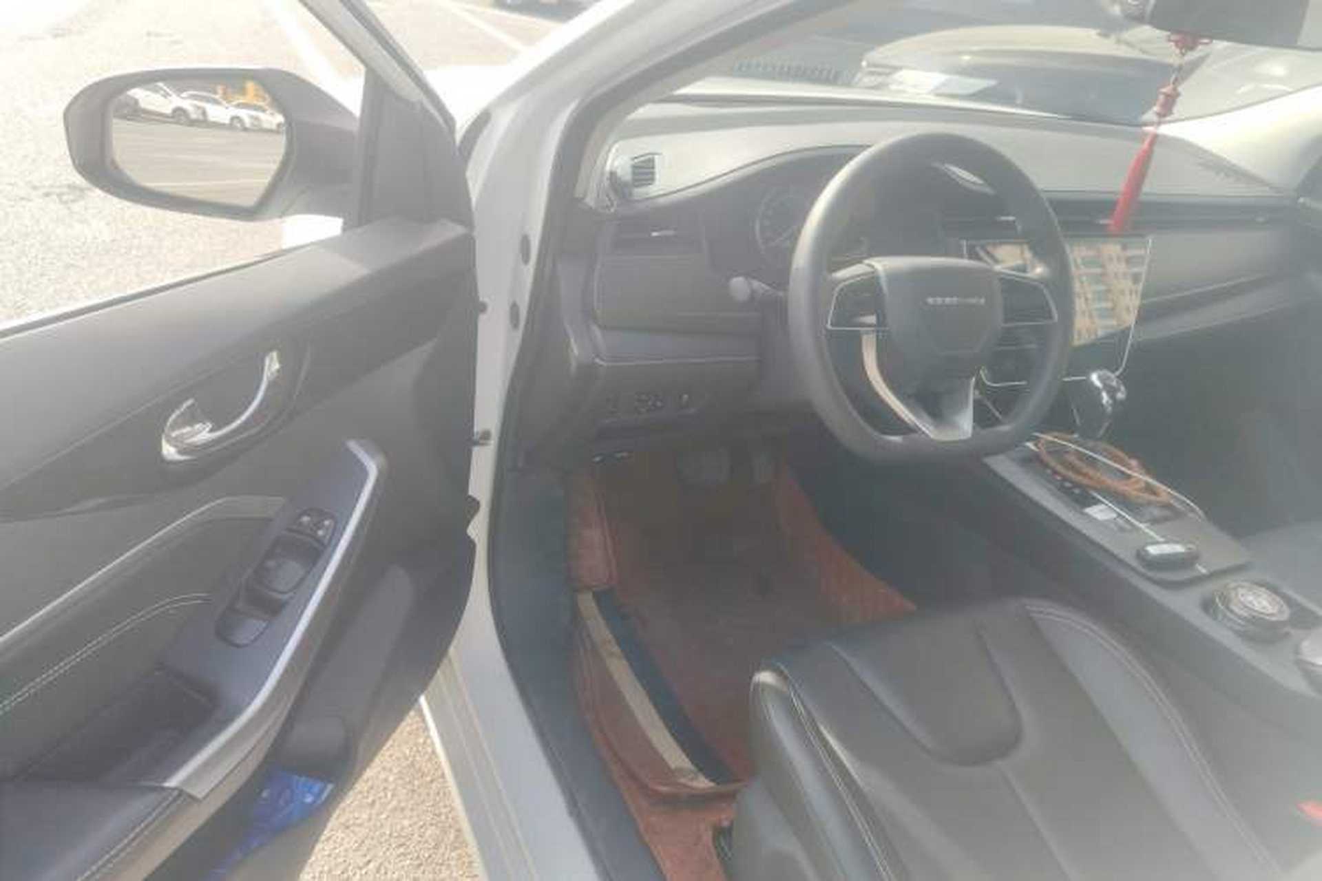 Used Venucia D60 2021 PLUS 1.6L XL CVT Yue Ling Edition Driver Seat