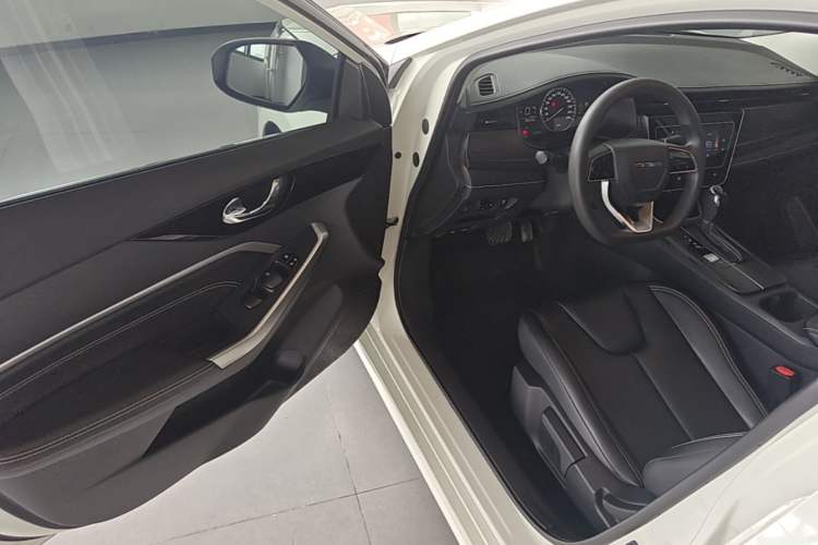 Used Venucia D60 2021 PLUS 1.6L XL CVT Yue Ling Edition Driver Seat
