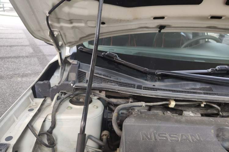 Used Venucia D60 2021 PLUS 1.6L XL CVT Yue Ling Edition Engine Bay Right