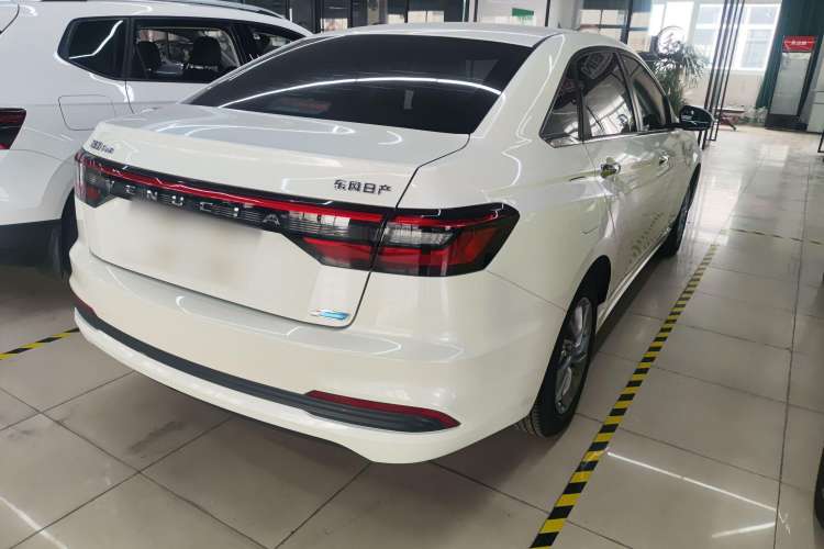 Used Venucia D60 2021 PLUS 1.6L XL CVT Yue Ling Edition Exterior 3