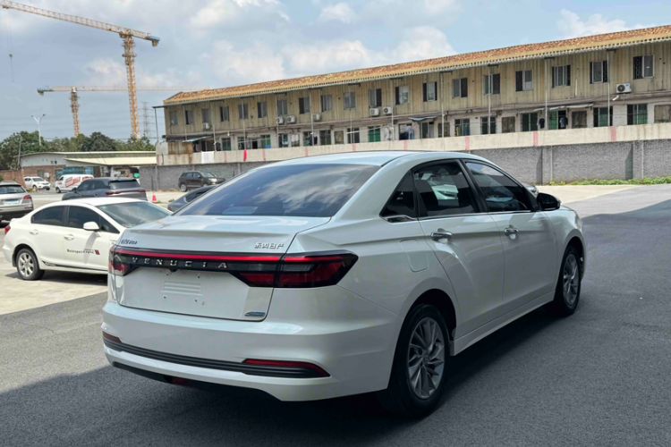 Used Venucia D60 2021 PLUS 1.6L XL CVT Yue Ling Edition Exterior 4