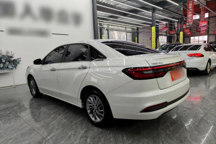 Used Venucia D60 2021 PLUS 1.6L XL CVT Yue Ling Edition Exterior 5