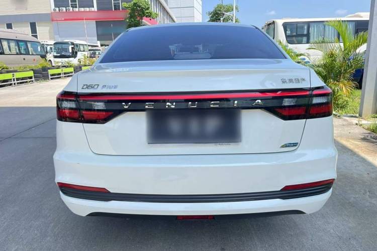 Used Venucia D60 2021 PLUS 1.6L XL CVT Yue Ling Edition Exterior 5