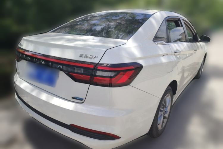 Used Venucia D60 2021 PLUS 1.6L XL CVT Yue Ling Edition Exterior 5