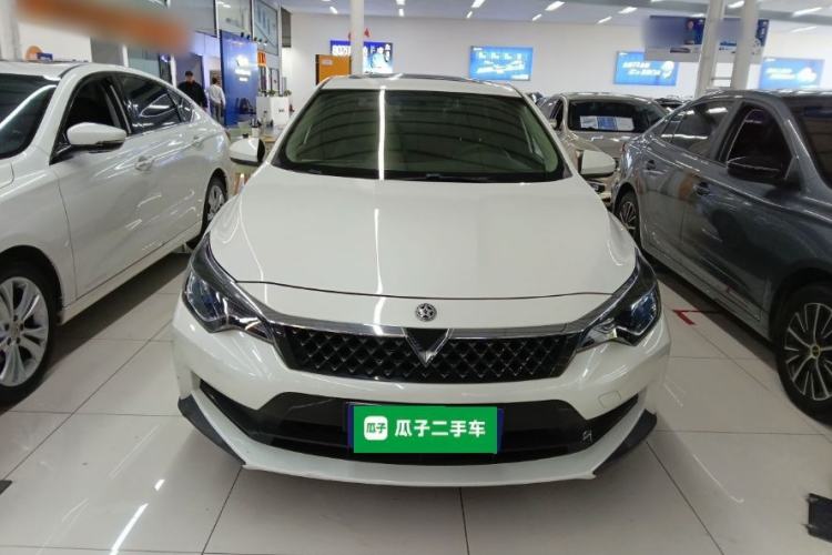 Used Venucia D60 2021 1.6L XE CVT Comfort Edition Front