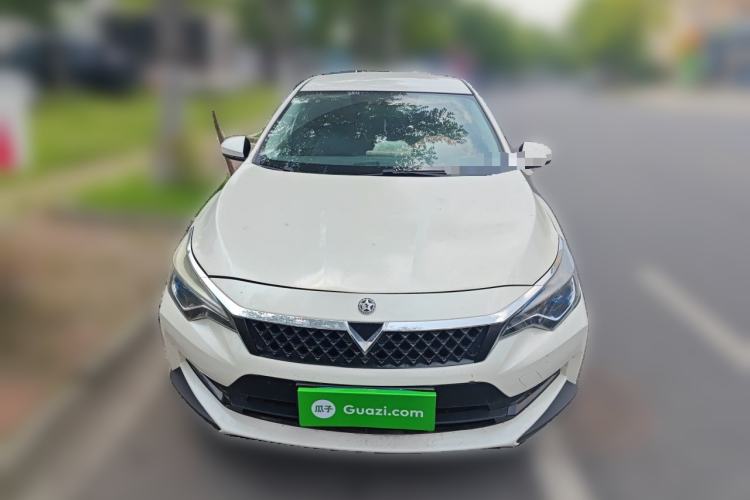 Used Venucia D60 2021 1.6L Entry Manual Comfort Edition Front