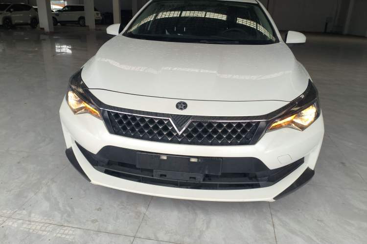 Used Venucia D60 2021 1.6L Entry Manual Comfort Edition Front