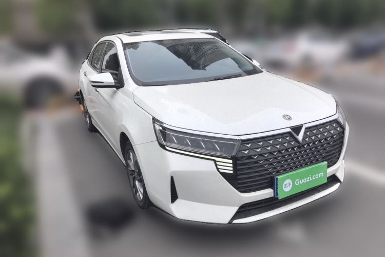 Used Venucia D60 2021 PLUS 1.6L XL CVT Yue Ling Edition Front Right 45 Deg