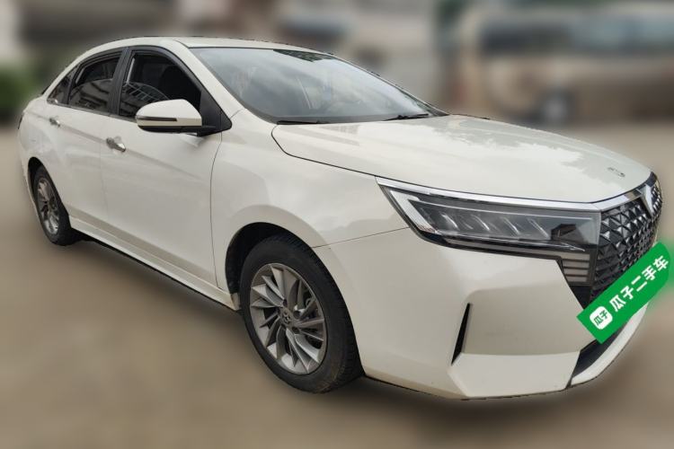 Used Venucia D60 2021 PLUS 1.6L XL CVT Yue Ling Edition Front Right 45 Deg