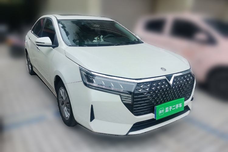 Used Venucia D60 2021 PLUS 1.6L XL CVT Yue Ling Edition Front Right 45 Deg