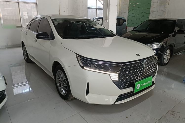 Used Venucia D60 2021 PLUS 1.6L XL CVT Yue Ling Edition Front Right 45 Deg