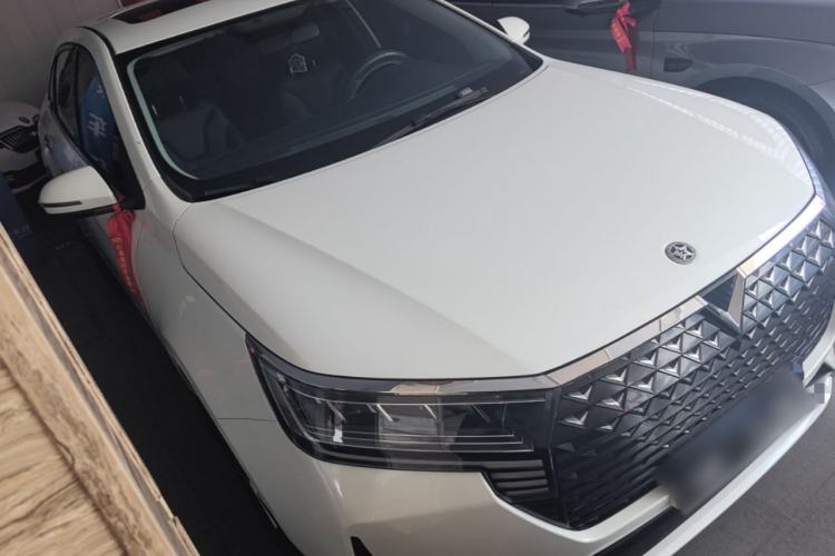 Used Venucia D60 2021 PLUS 1.6L XL CVT Yue Ling Edition Front Right 45 Deg