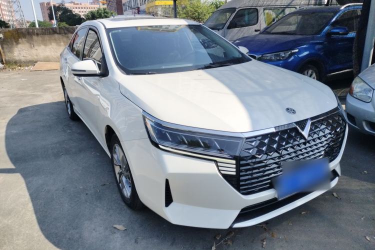 Used Venucia D60 2021 PLUS 1.6L XL CVT Yue Ling Edition Front Right 45 Deg