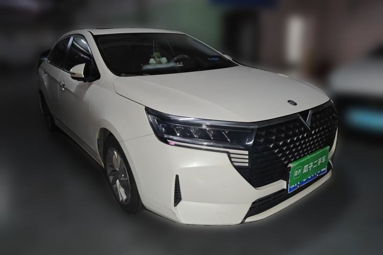Used Venucia D60 2021 PLUS 1.6L XL CVT Yue Ling Edition Front Right 45 Deg