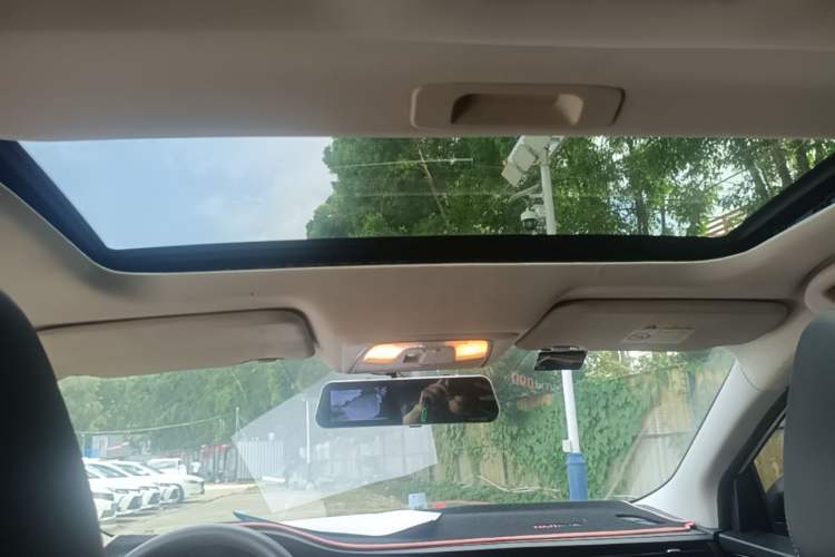 Used Venucia D60 2021 PLUS 1.6L XL CVT Yue Ling Edition Headliner