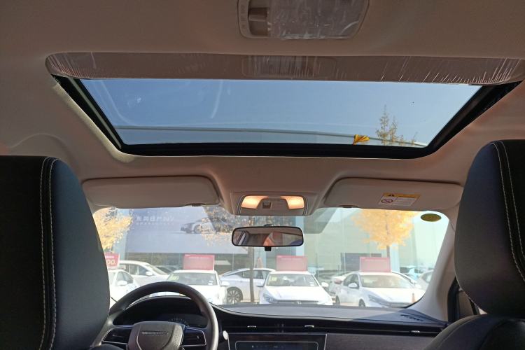 Used Venucia D60 2021 PLUS 1.6L XL CVT Yue Ling Edition Headliner