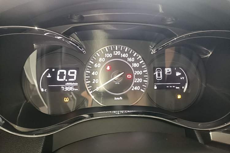 Used Venucia D60 2021 1.6L XE CVT Comfort Edition Instrument Cluster