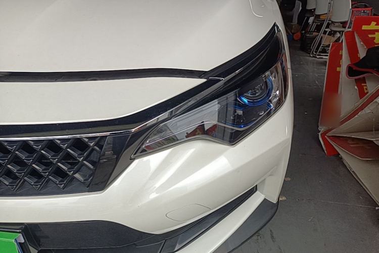Used Venucia D60 2021 1.6L XE CVT Comfort Edition Left Front Headlight