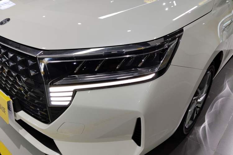 Used Venucia D60 2021 PLUS 1.6L XL CVT Yue Ling Edition Left Front Headlight