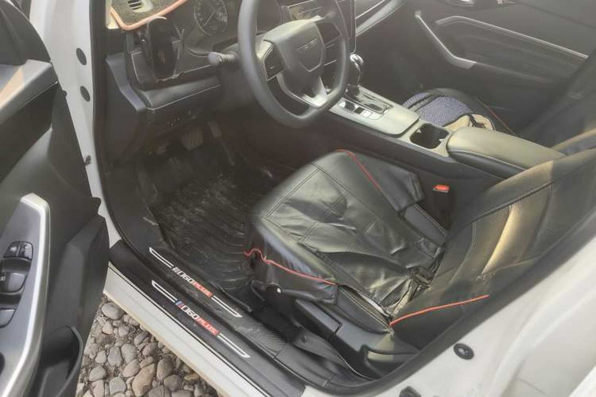 Used Venucia D60 2021 PLUS 1.6L XV CVT Smart Edition Left Front Seat
