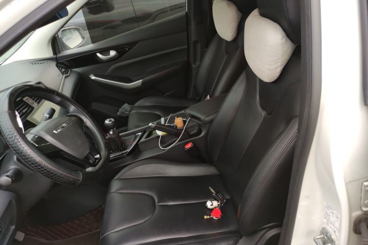 Used Venucia D60 2021 1.6L Entry Manual Comfort Edition Left Front Seat