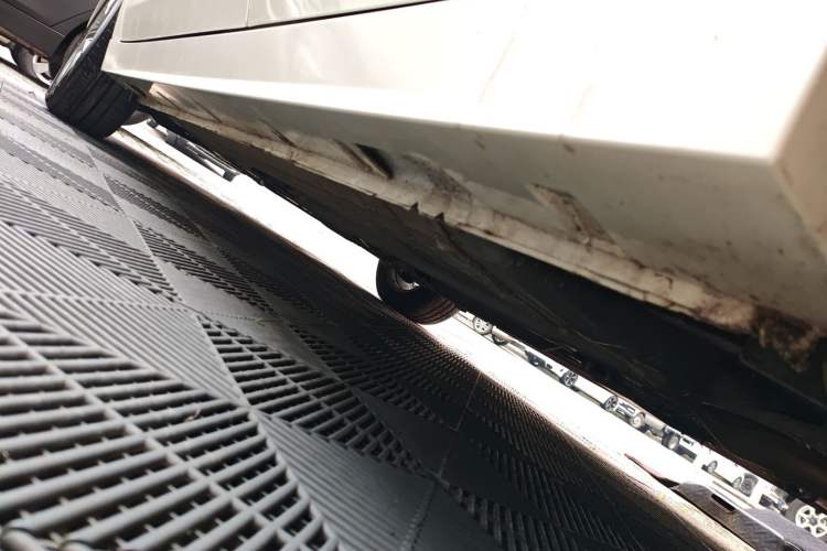 Used Venucia D60 2021 PLUS 1.6L XL CVT Yue Ling Edition Left Side Sill