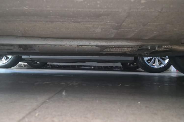 Used Venucia D60 2021 PLUS 1.6L XL CVT Yue Ling Edition Left Side Sill