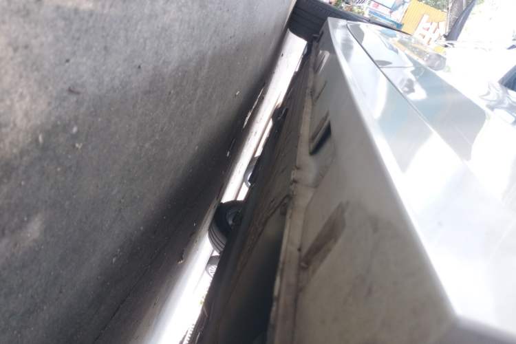 Used Venucia D60 2021 PLUS 1.6L XL CVT Yue Ling Edition Left Side Sill