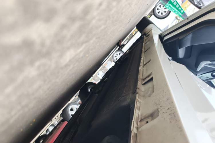 Used Venucia D60 2021 PLUS 1.6L XL CVT Yue Ling Edition Left Side Sill