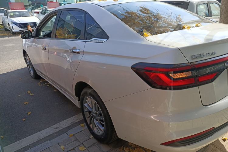 Used Venucia D60 2021 PLUS 1.6L XL CVT Yue Ling Edition Left Side