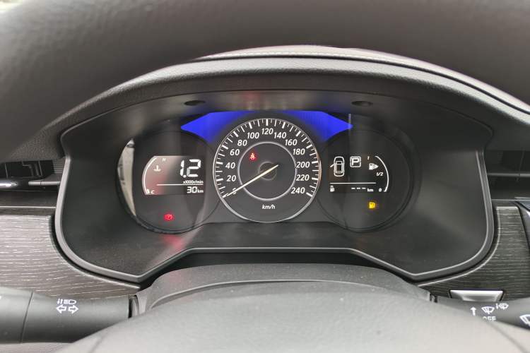 Used Venucia D60 2021 PLUS 1.6L XL CVT Yue Ling Edition Odometer Close Up