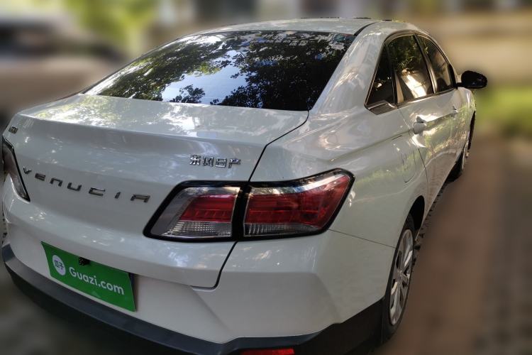 Used Venucia D60 2021 1.6L Entry Manual Comfort Edition Rear Right 45 Deg
