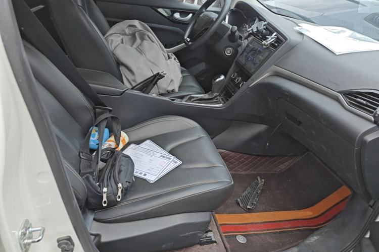 Used Venucia D60 2021 1.6L XE CVT Comfort Edition Right Front Seat