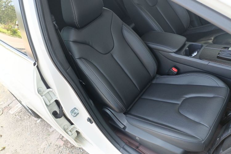 Used Venucia D60 2021 PLUS 1.6L XL CVT Yue Ling Edition Right Front Seat