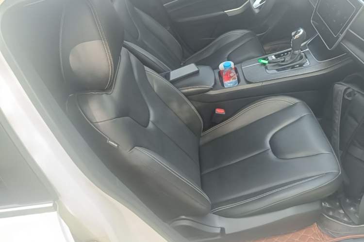 Used Venucia D60 2021 PLUS 1.6L XL CVT Yue Ling Edition Right Front Seat