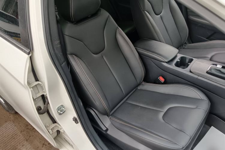 Used Venucia D60 2021 PLUS 1.6L XL CVT Yue Ling Edition Right Front Seat