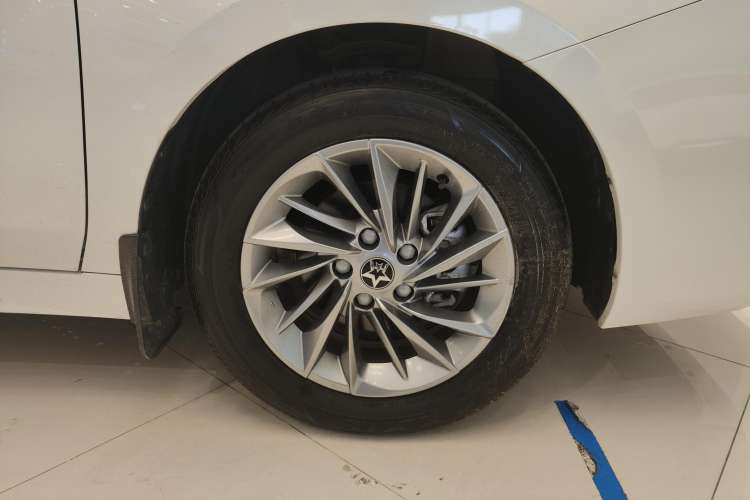 Used Venucia D60 2021 PLUS 1.6L XL CVT Yue Ling Edition Right Front Wheel Hub