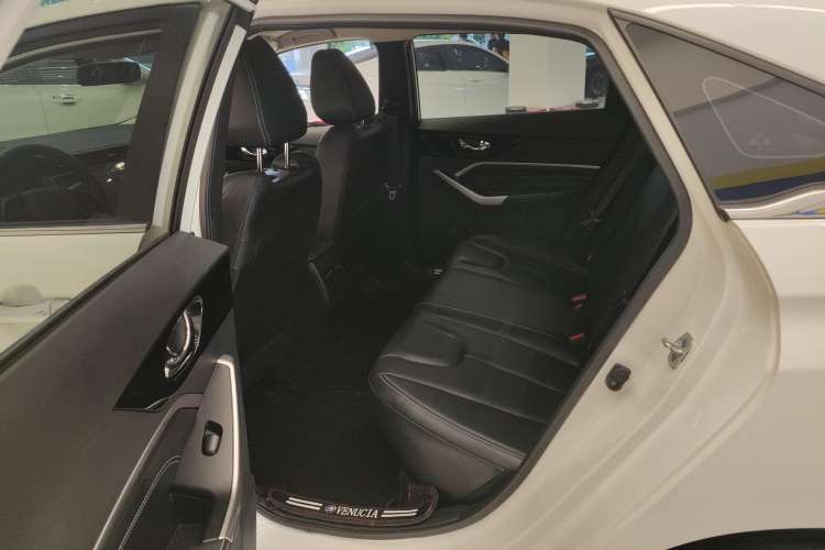 Used Venucia D60 2021 PLUS 1.6L XL CVT Yue Ling Edition Right Rear Seat