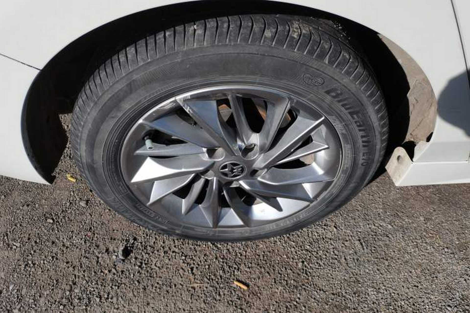 Used Venucia D60 2021 PLUS 1.6L XL CVT Yue Ling Edition Right Rear Wheel Hub