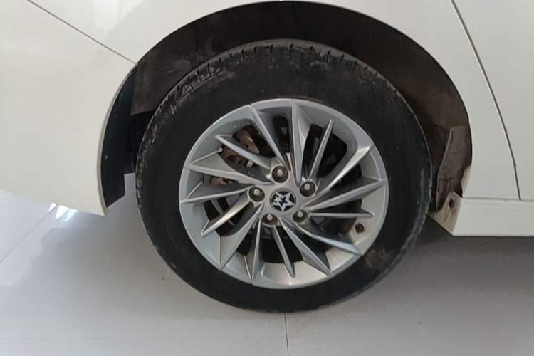 Used Venucia D60 2021 PLUS 1.6L XL CVT Yue Ling Edition Right Rear Wheel Hub