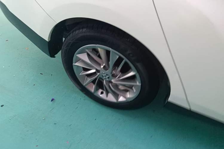 Used Venucia D60 2021 1.6L XE CVT Comfort Edition Right Rear Wheel Hub