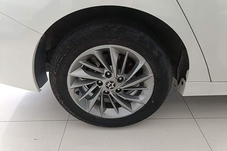 Used Venucia D60 2021 PLUS 1.6L XL CVT Yue Ling Edition Right Rear Wheel Hub