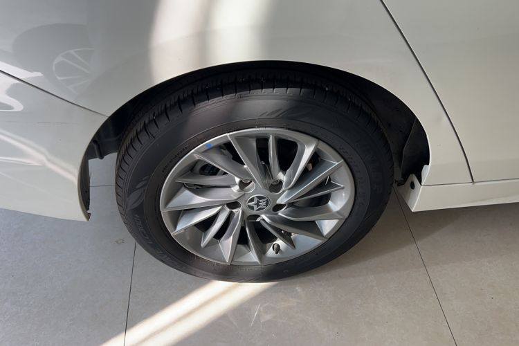 Used Venucia D60 2021 PLUS 1.6L XL CVT Yue Ling Edition Right Rear Wheel Hub