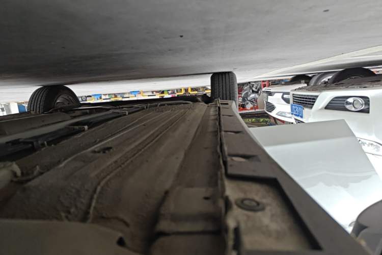 Used Venucia D60 2021 1.6L XE CVT Comfort Edition Right Side Sill